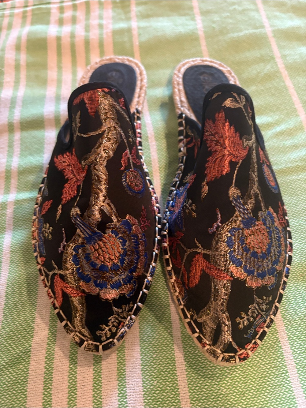 ellos Black Embroidered Floral Slip-On Mules